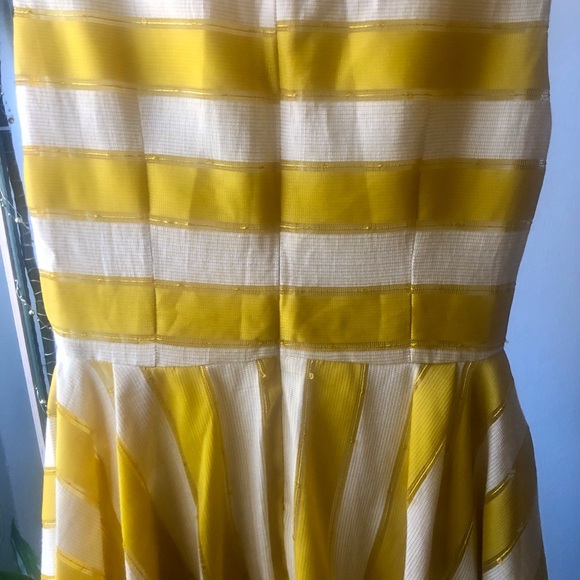 D.RA brand dress 👗 - Picture 2 of 3